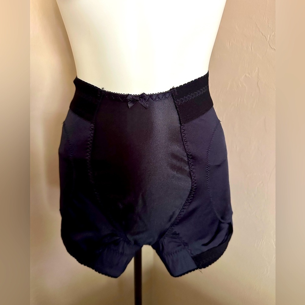 Frederick's of Hollywood shaping spanx